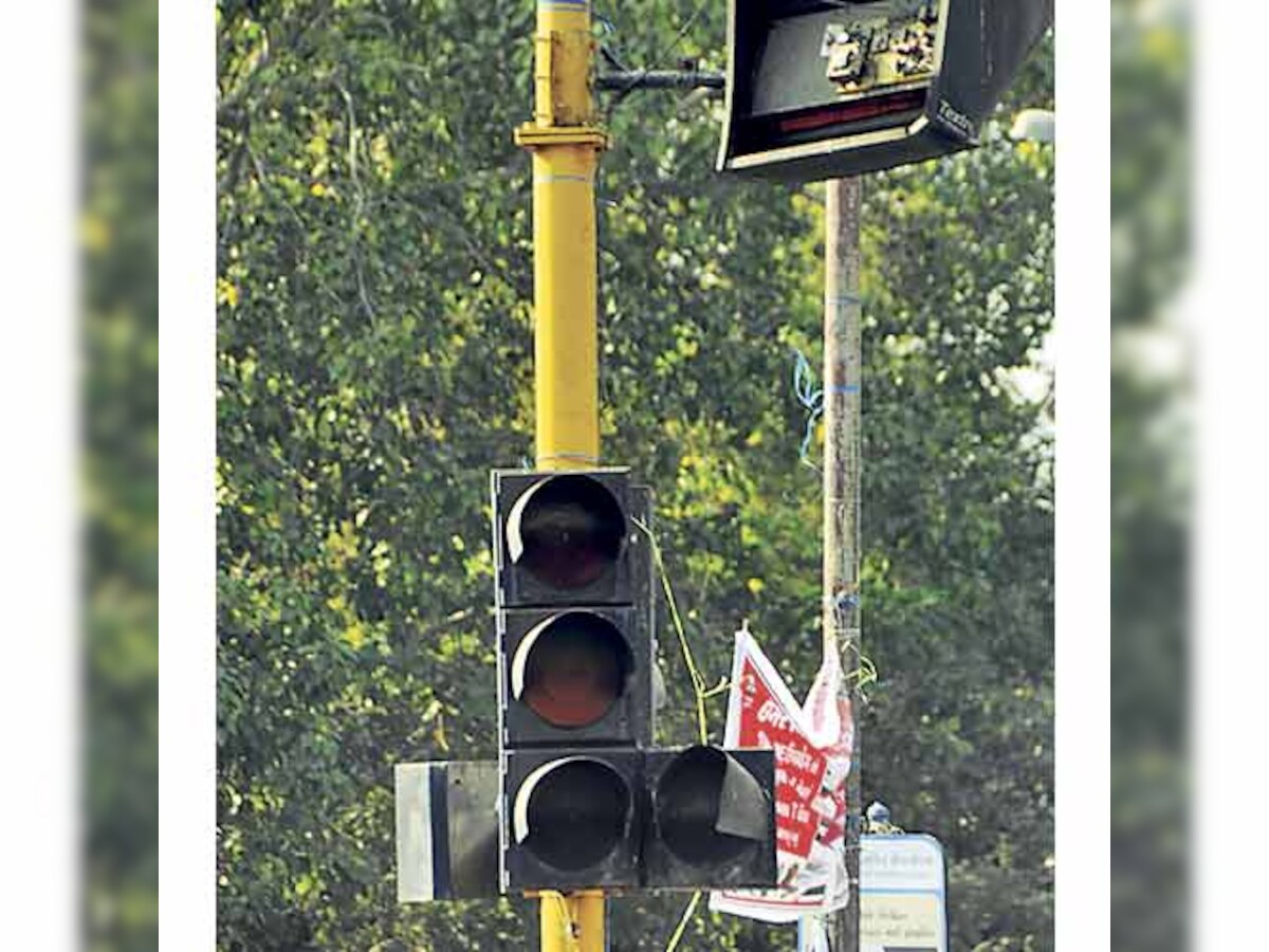 70% of traffic signals in Ahmedabad do not blink!