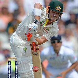 Australia's bad boy David Warner gets booed as he fails to deliver and wastes a review