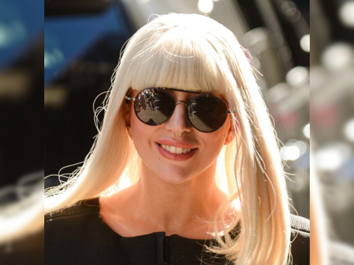 Lady Gaga finds lesbians more daring than straight men!