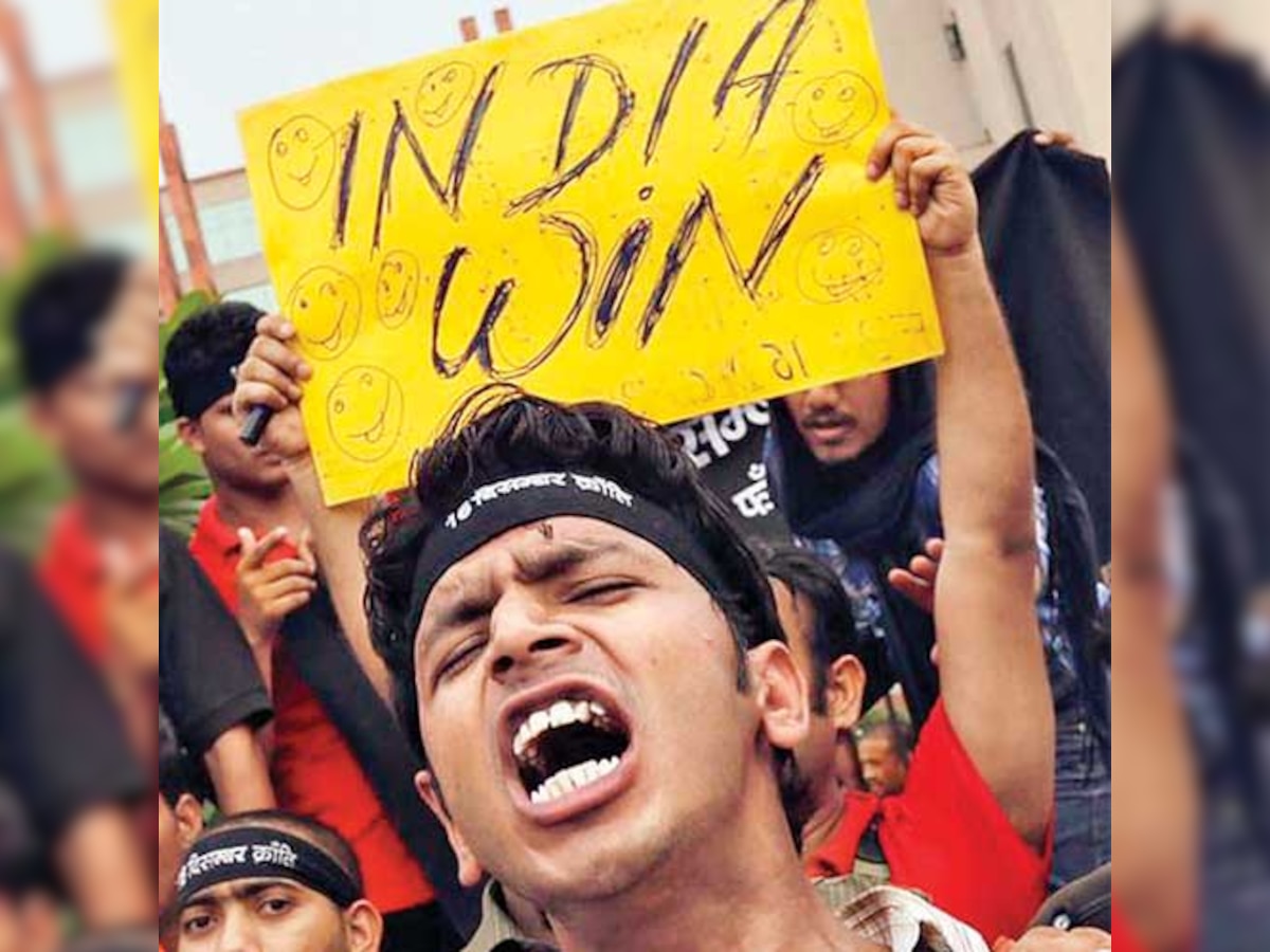 dna special: While AP Singh defended Delhi gang-rape convicts for personal and professional reasons, his colleague Anand held brief as legal principle