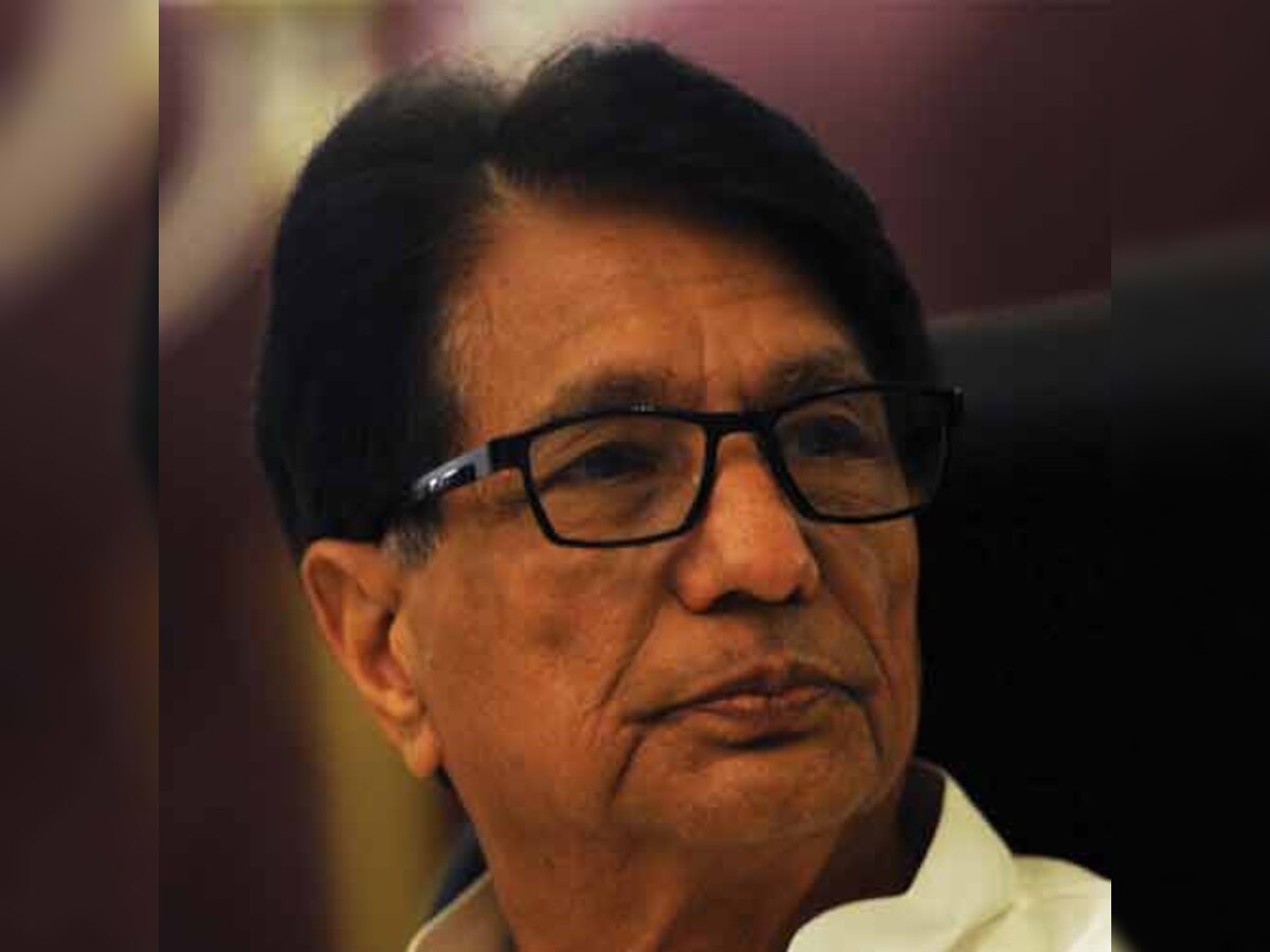 Ajit Singh lambasts UP government for Muzaffarnagar riots; calls upon politicos, society & religious leaders to shun violence