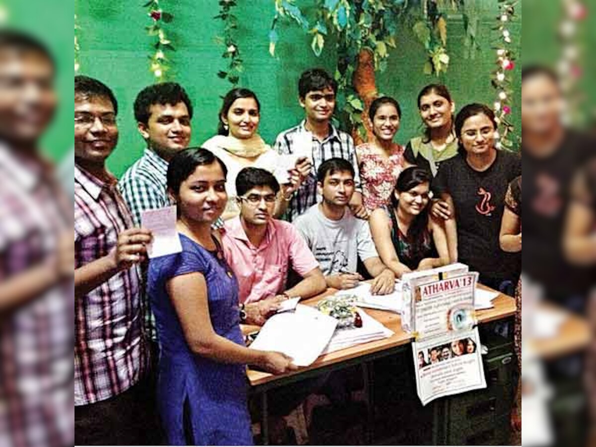 KEM interns convince 350 to donate eyes in just 5 days
