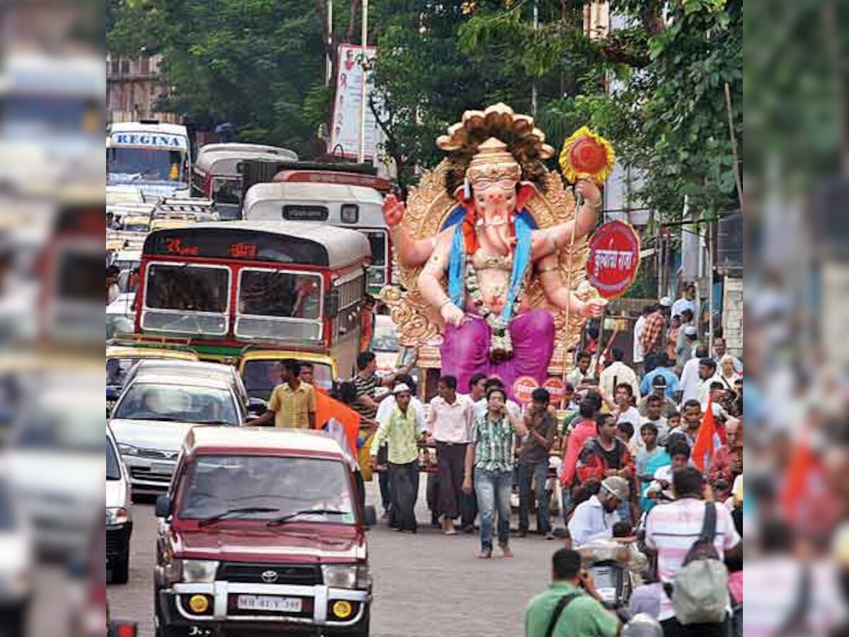 This Ganpati is of shouting matches and traffic nightmares