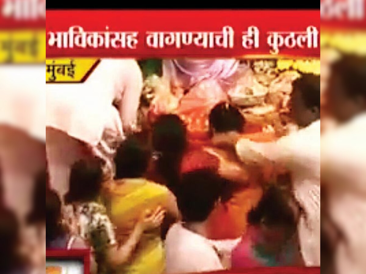 Caught on camera: Mass molestation at Lalbaugcha Raja, case against 'mandal' volunteer registered