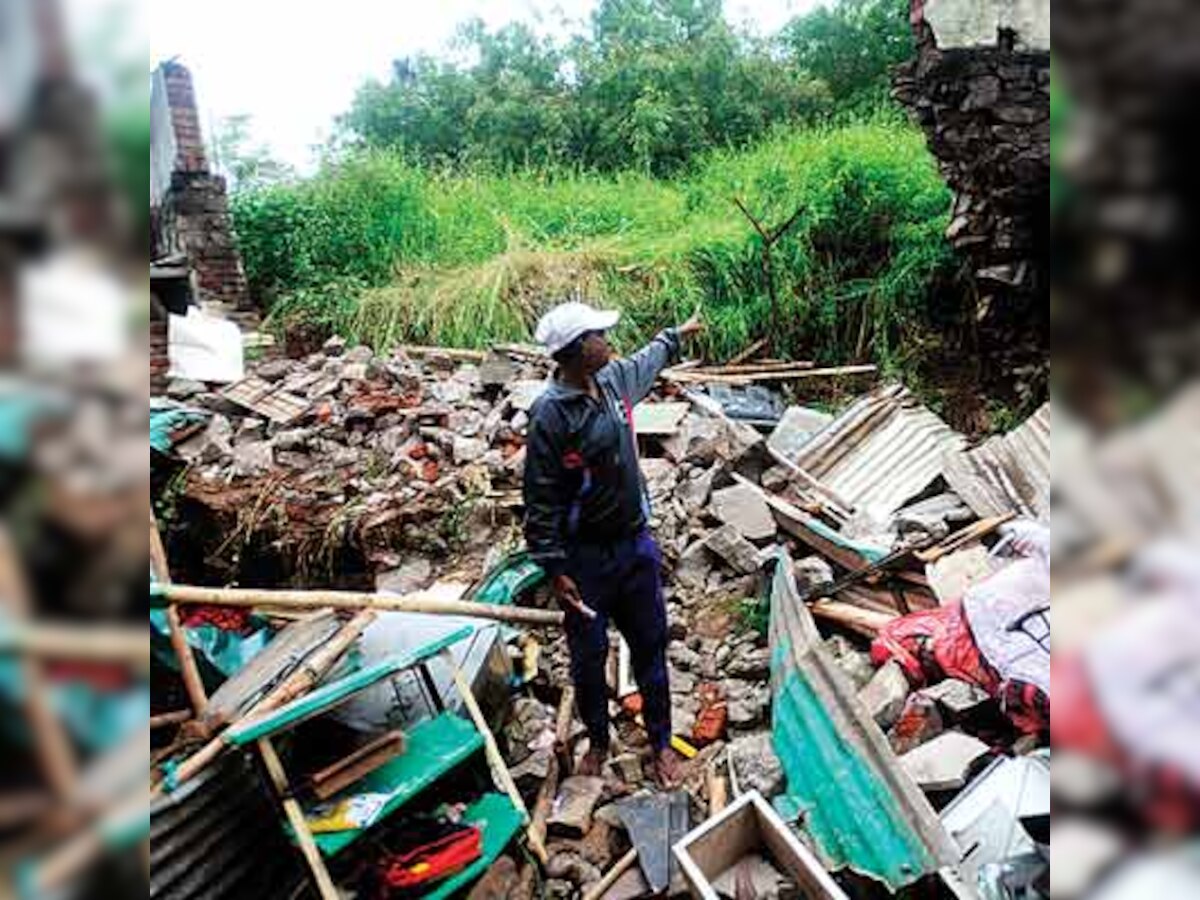 Wall collapses on house after heavy rain: 4 of a family killed