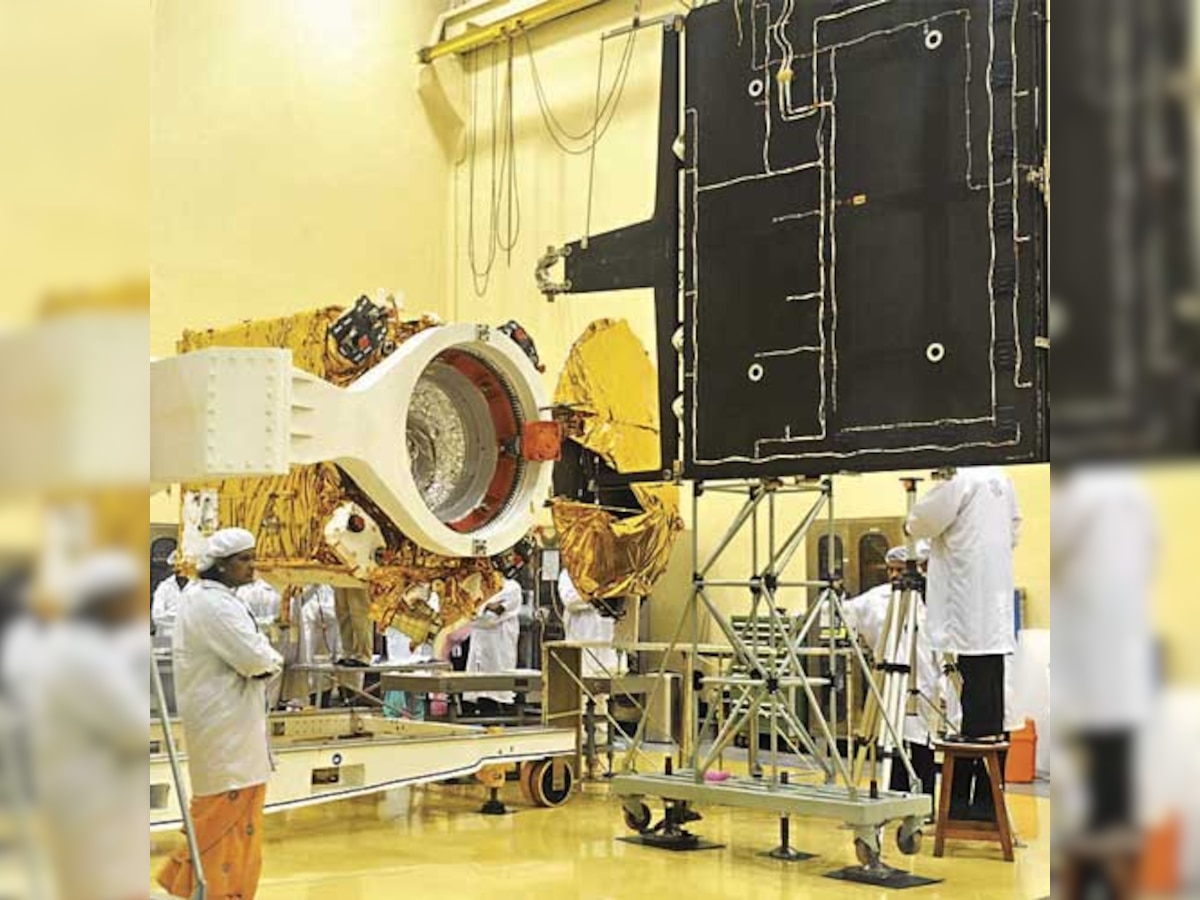 Nasa finding throws wet blanket on Isro's ambitions