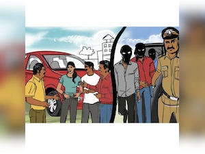 Four con car owners with promise of leasing vehicles to MNCs; 2 held