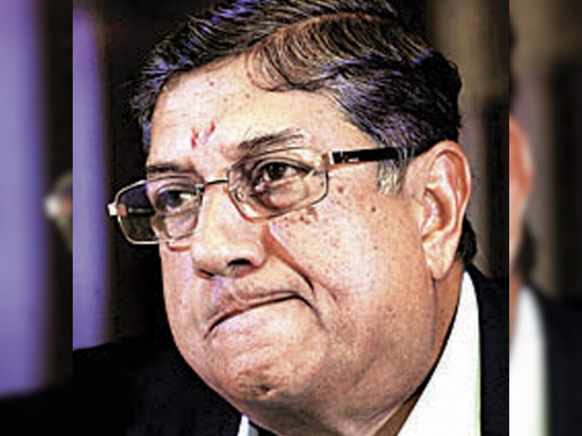 SC allows Srinivasan to contest BCCI polls, but conditions apply