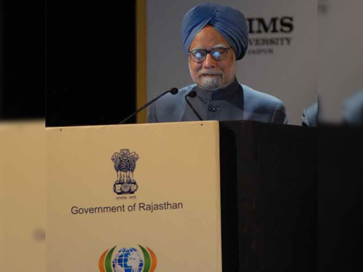 Manmohan Singh to hold first meeting with Nawaz Sharif on Sunday