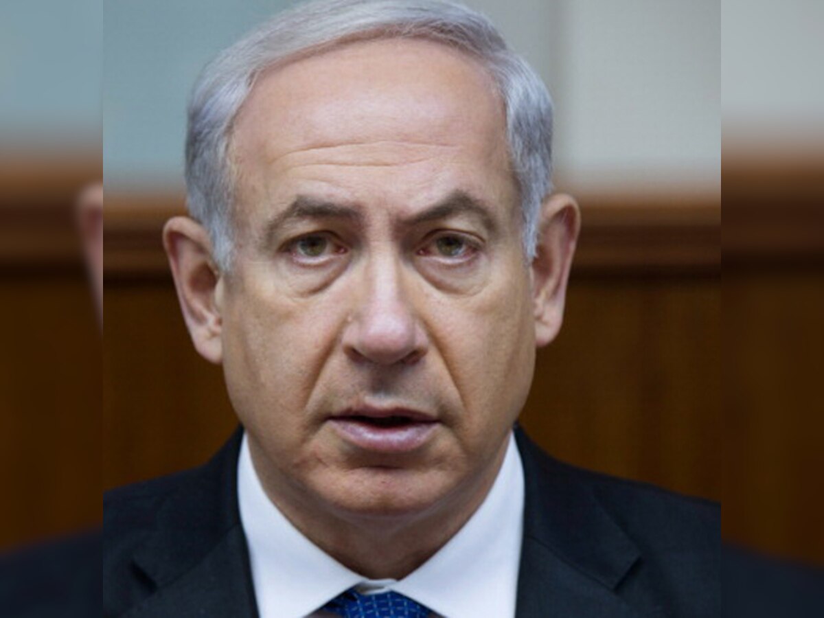 Israel's Benjamin Netanyahu urges Barack Obama to keep sanctions in place on Iran