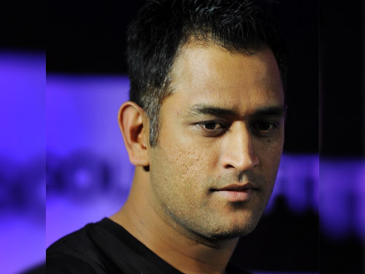 Stone pelted at Mahendra Singh Dhoni's house