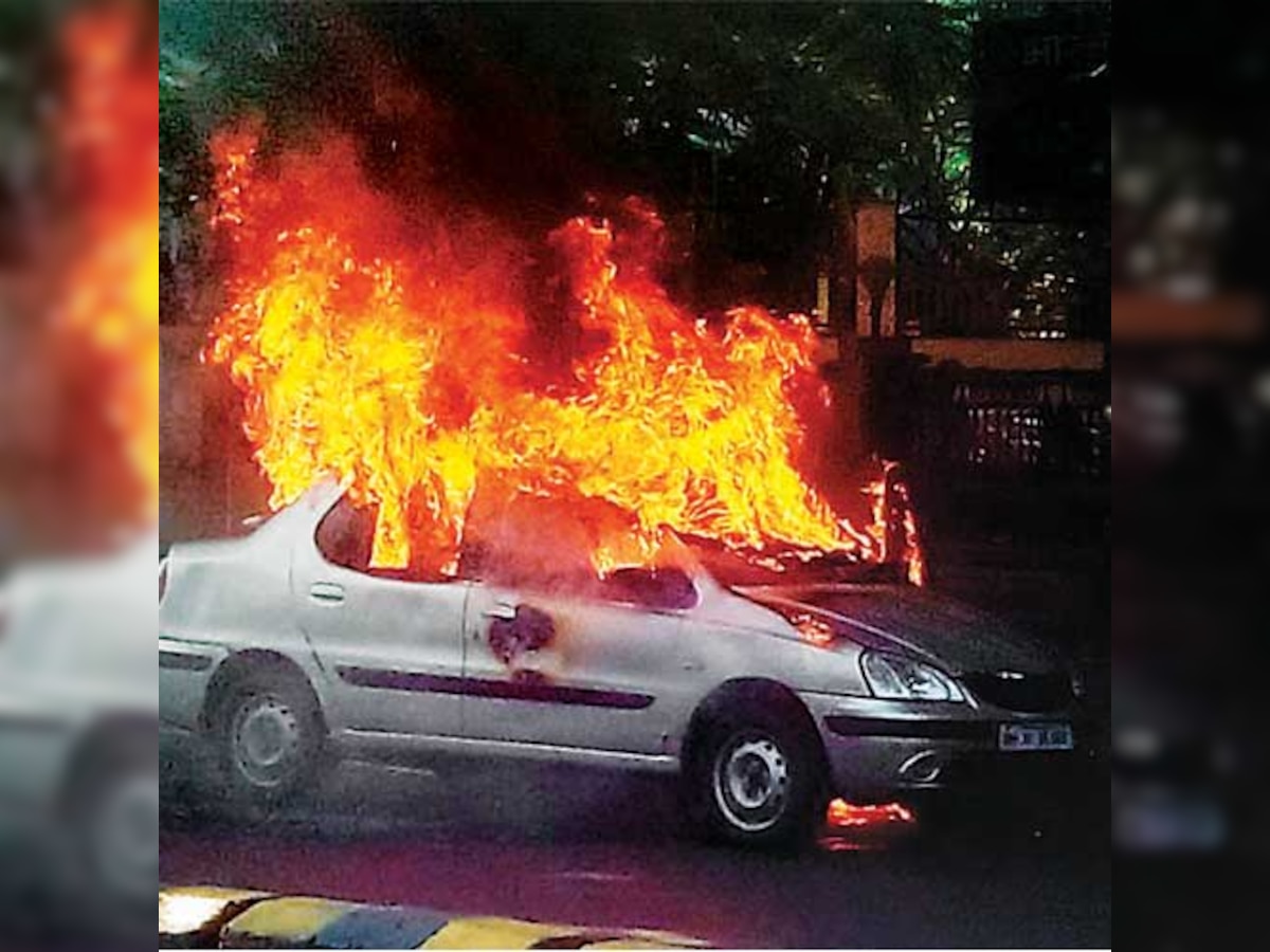 Owner escapes unhurt as car  catches fire near Mantralaya