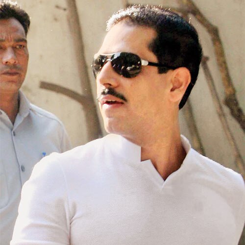 Supreme Court Trashes Plea Seeking CBI Probe Into Robert Vadra's Land ...