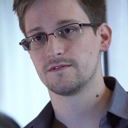 Edward Snowden tells Germany he hopes US will stop "harmful behaviour"