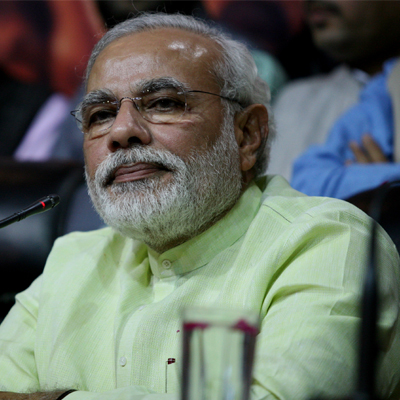 Narendra Modi meets kin of Patna serial explosions