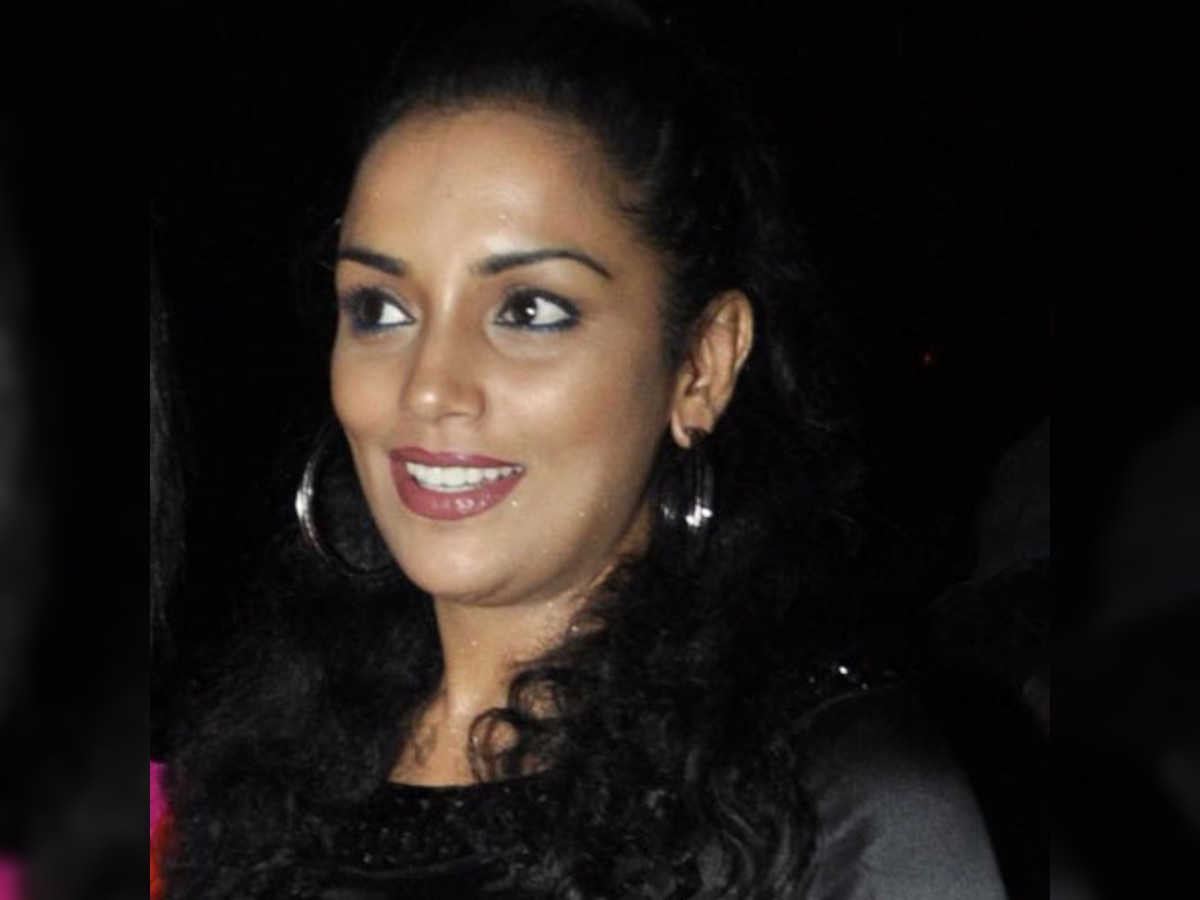 Malayalam Actress Shweta Menon Withdraws Molestation Complaint Against Congress Mp Denies