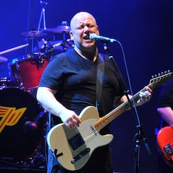 A Minute With-The Pixies, the "psychotic Beatles", on fame, comebacks and break-ups
