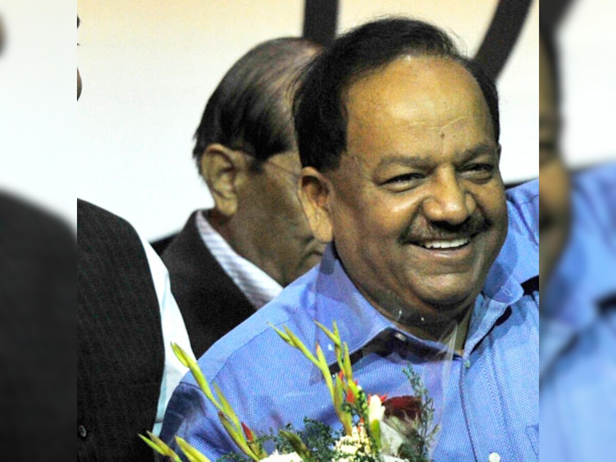 Harshvardhan gets pat on back on LK Advani's blog