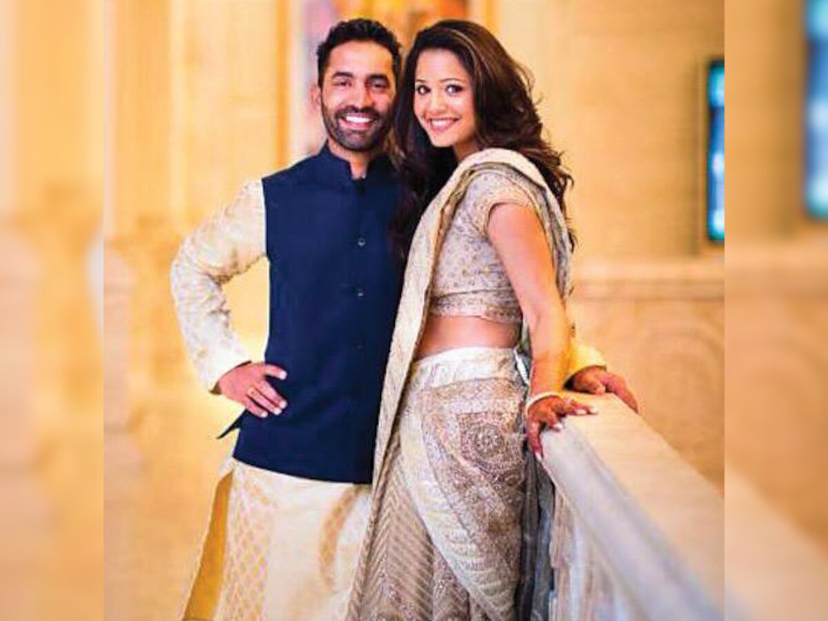 Cricketer Dinesh Karthik and Squash player Deepika Pallikal get engaged