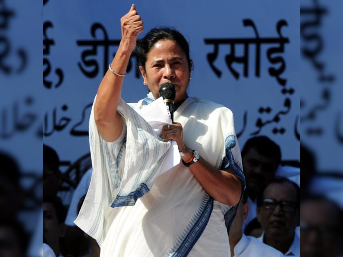 Mamata Banerjee cautions party leaders against raising funds