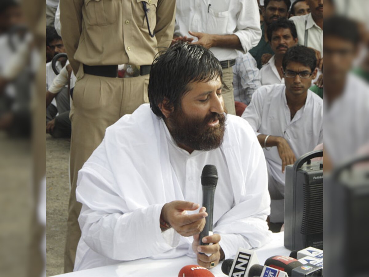 Asaram's son Narayan Sai arrested along with 4 accomplices; to be produced in court