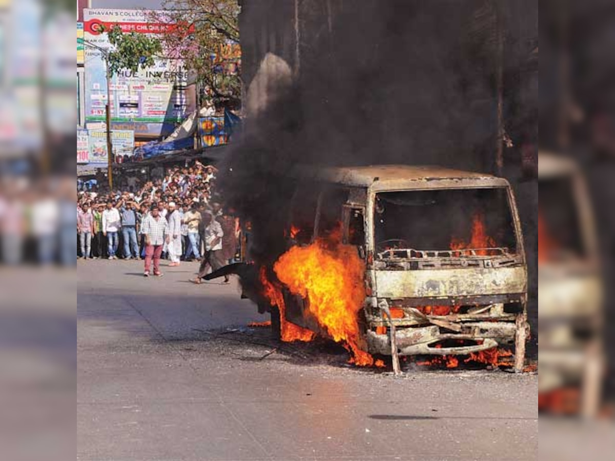 8 school children have narrow escape as bus catches fire in Andheri