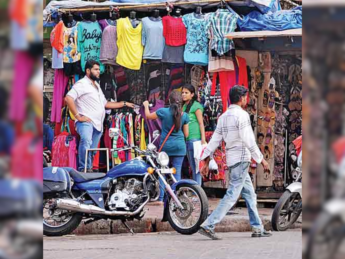 BMC sets up 35-member Town Vending Committee to monitor hawkers in Mumbai