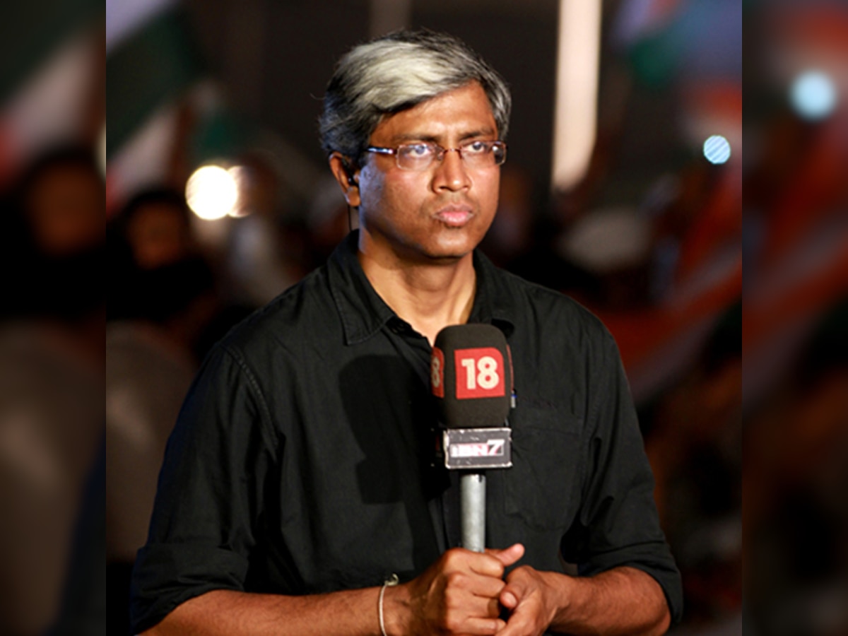 TV journalist Ashutosh formally joins Aam Aadmi Party