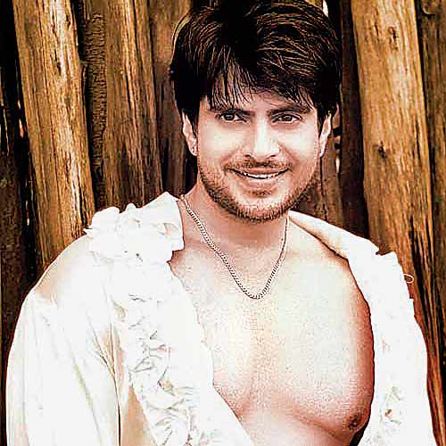 Rahil Azam Jdk Rahil Azam in 'Gunahon Ka Devta'?