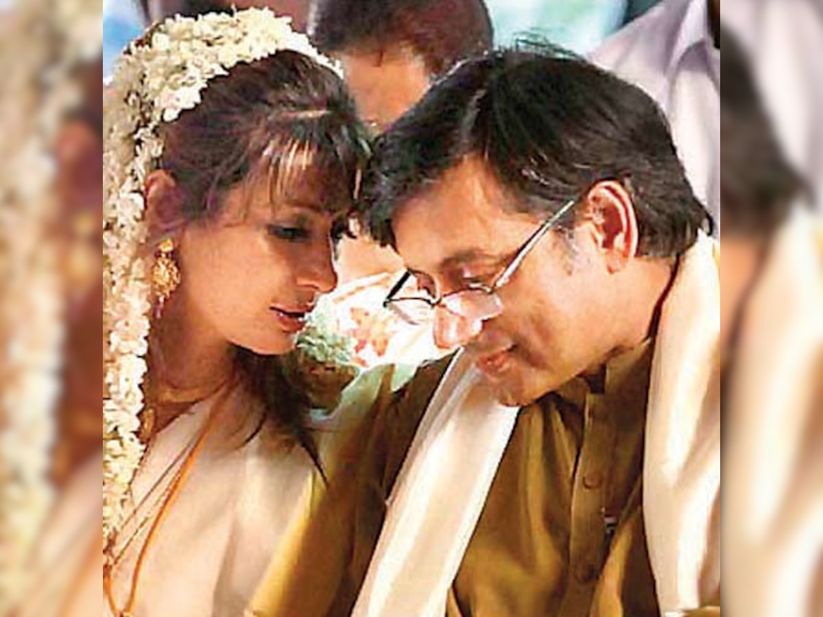 Sunanda-Shashi Tharoor: A union full of kisses, tweets and turns