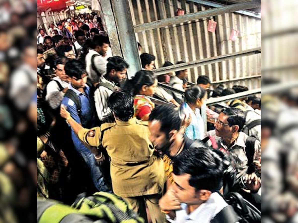 Parel station: A commuter's worst nightmare