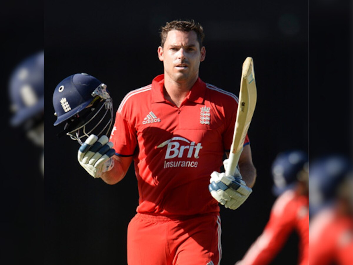 England lose to West Indies despite Michael Lumb century