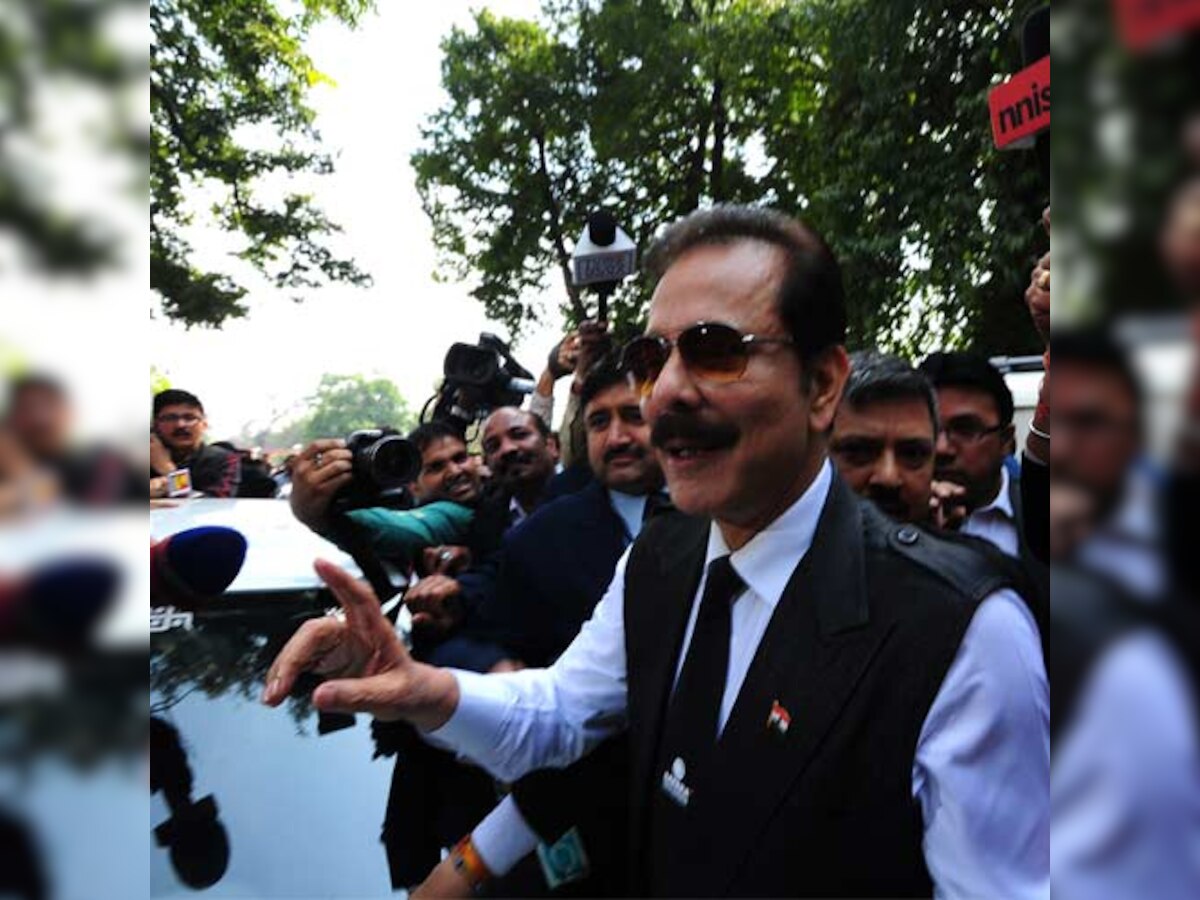 Subrata Roy leaves no stone unturned to convince Supreme Court