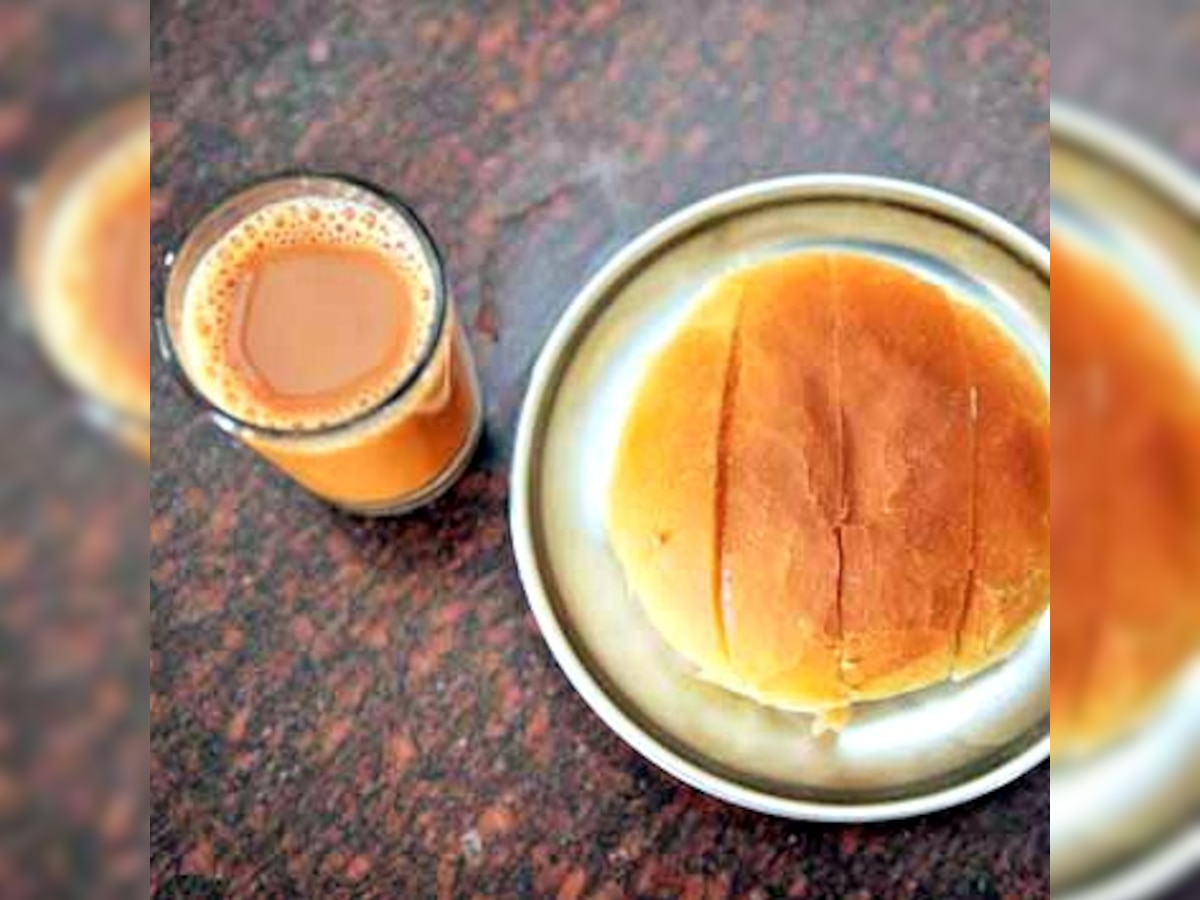 Zara maska laga ke! Iranian Cafes in Pune have the best bun maska & Chai