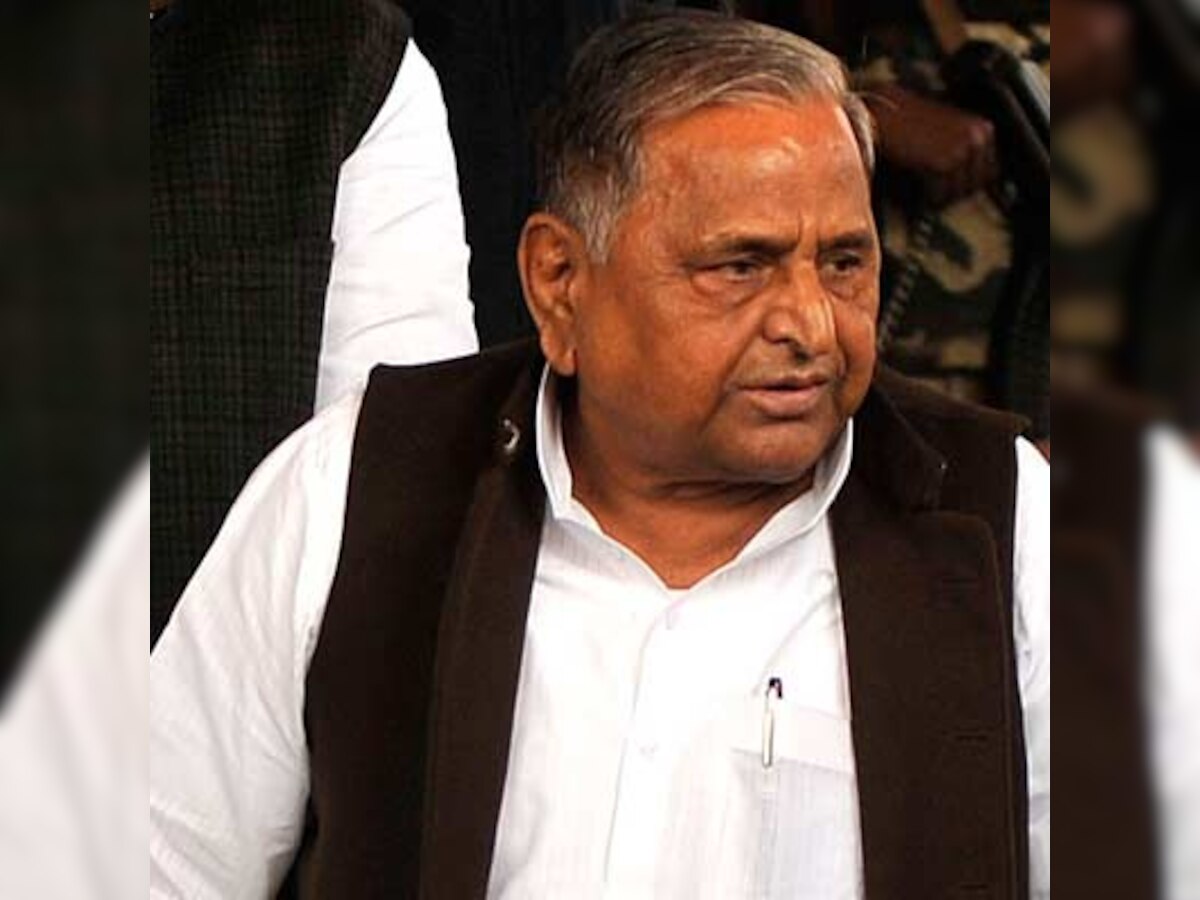 No Narendra Modi wave, it is media chanting: Mulayam Singh Yadav