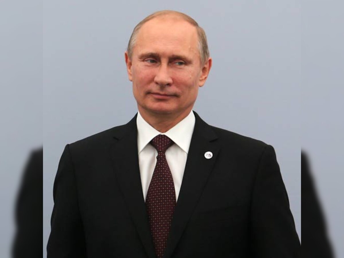 Defiant Vladimir Putin signs treaty making Crimea part of Russia
