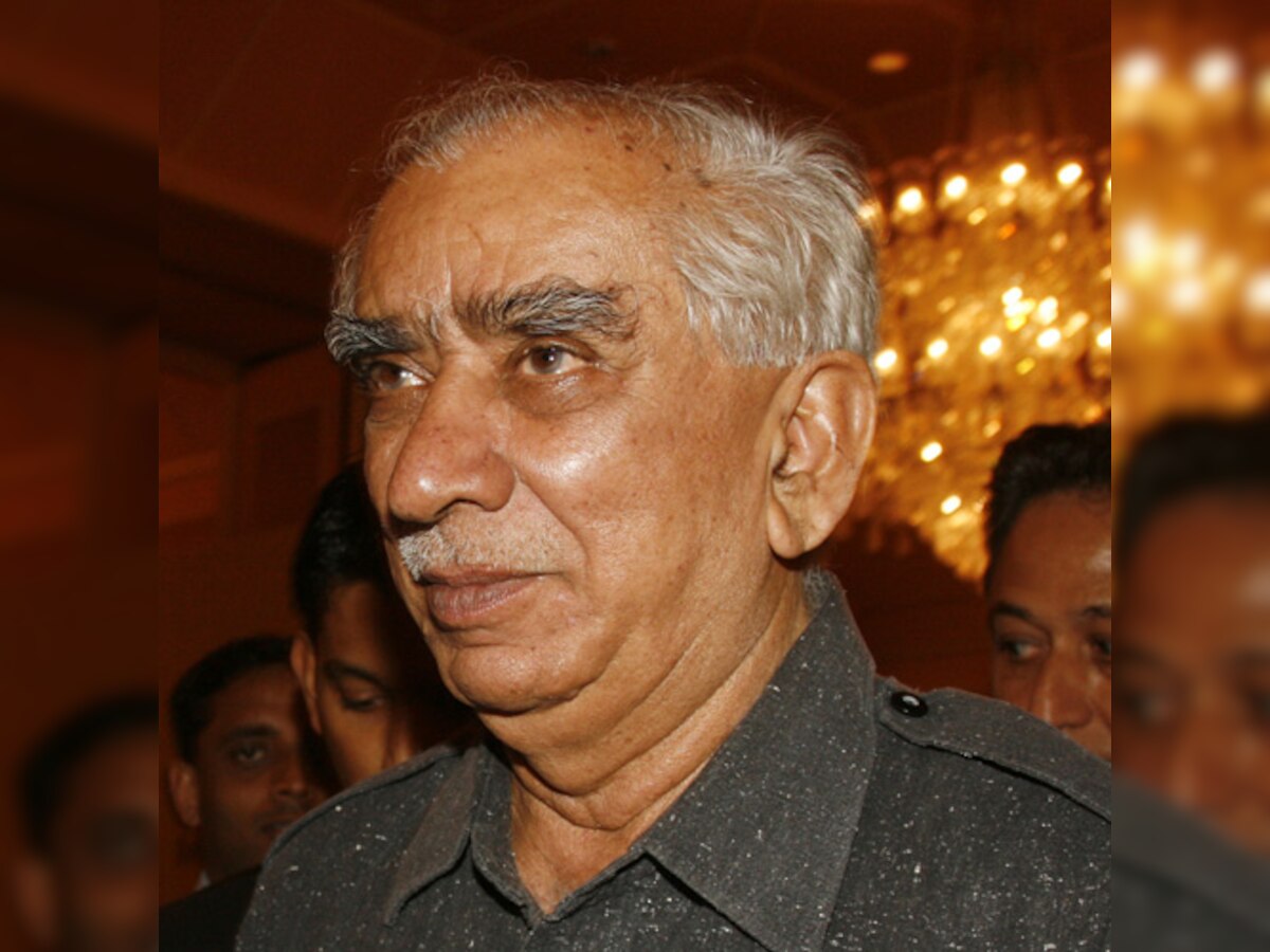 Congress should not waste their time approaching me, says Jaswant Singh