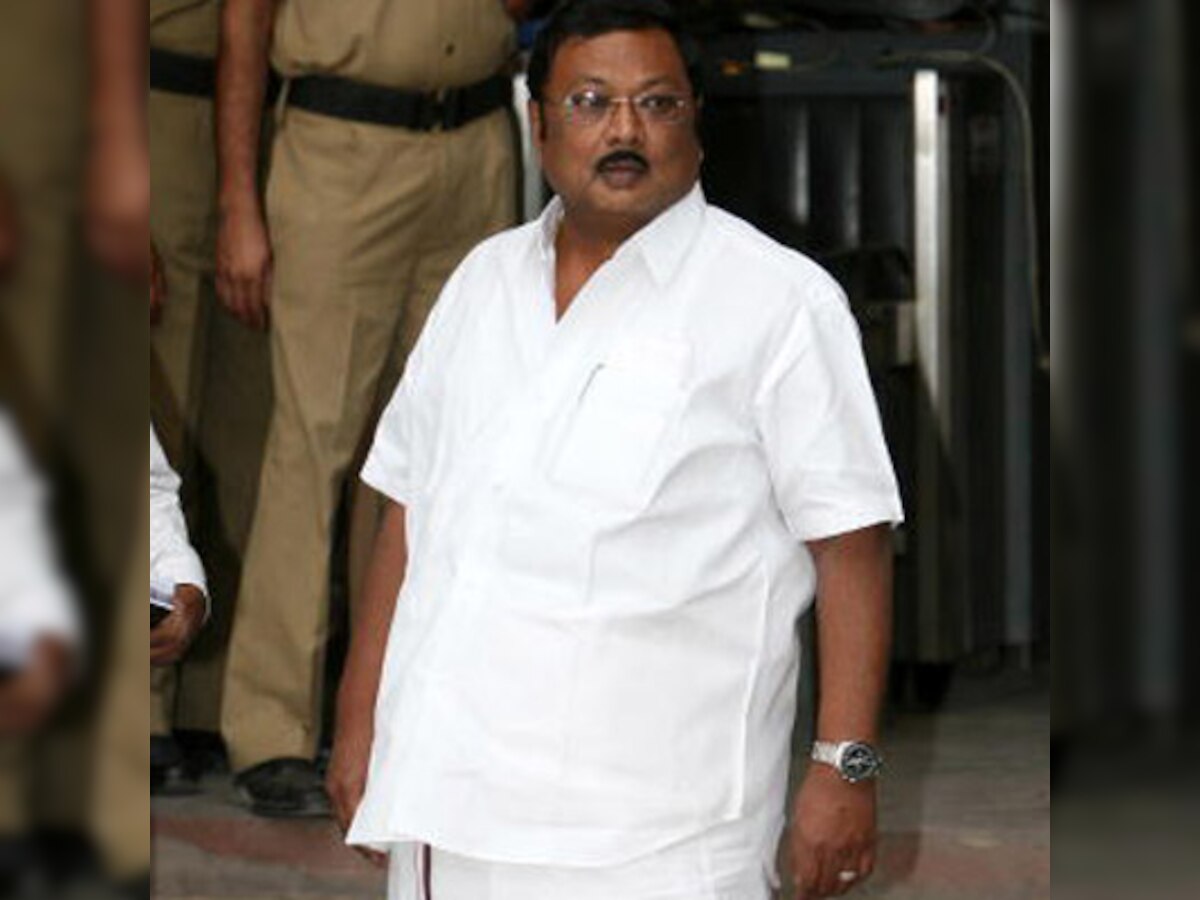 DMK strife leads to Alagiri's expulsion