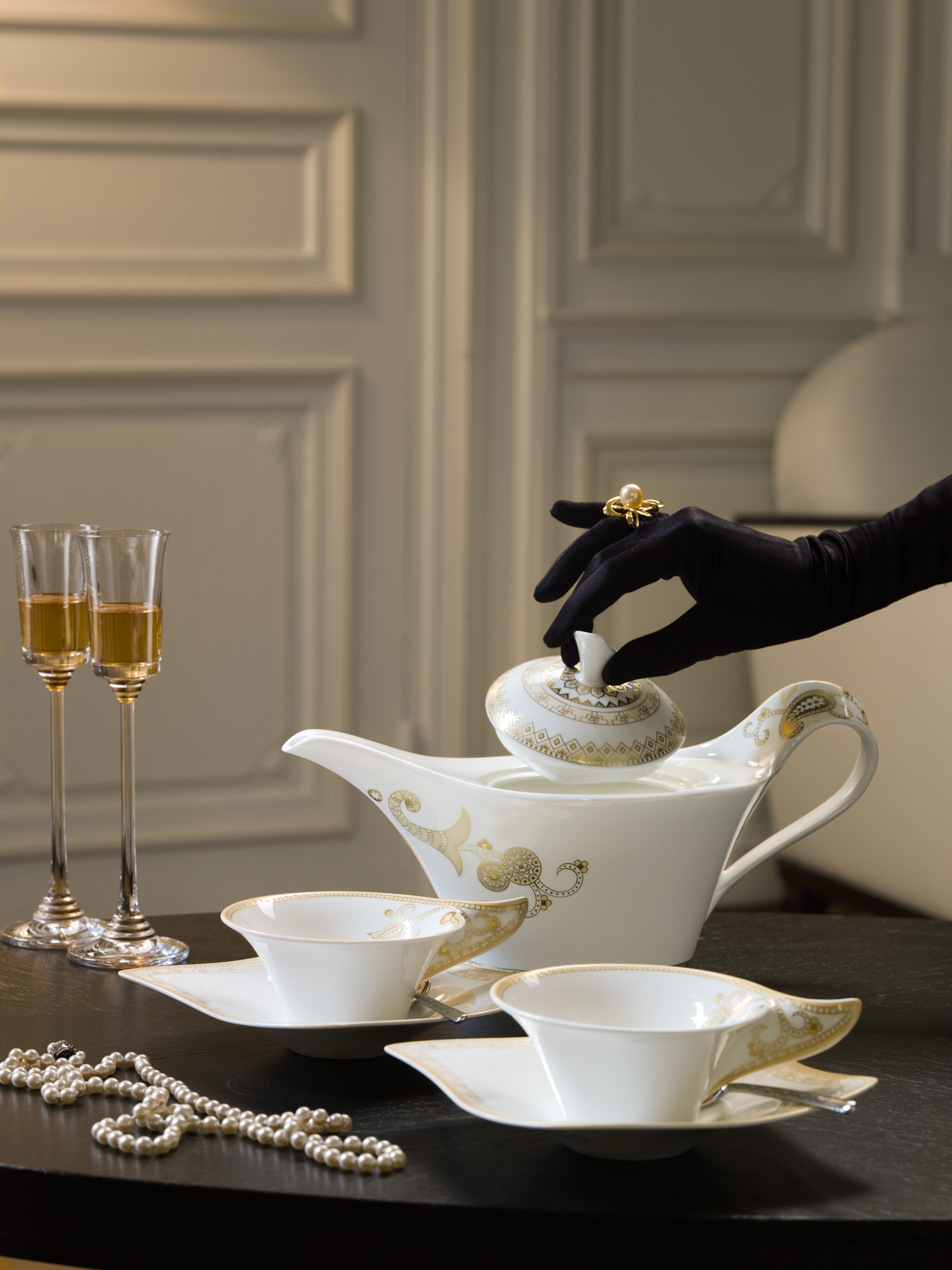 The elegant art of high tea