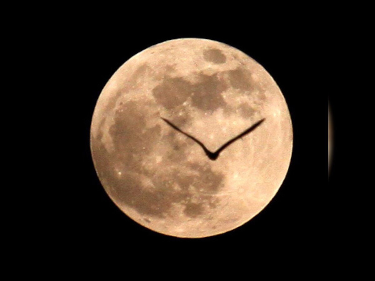 Why full moon turns everyone into lunatics