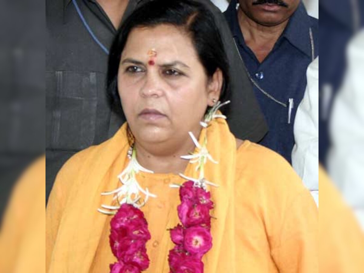 Uma Bharti breaks down during her public rally in Jhansi 