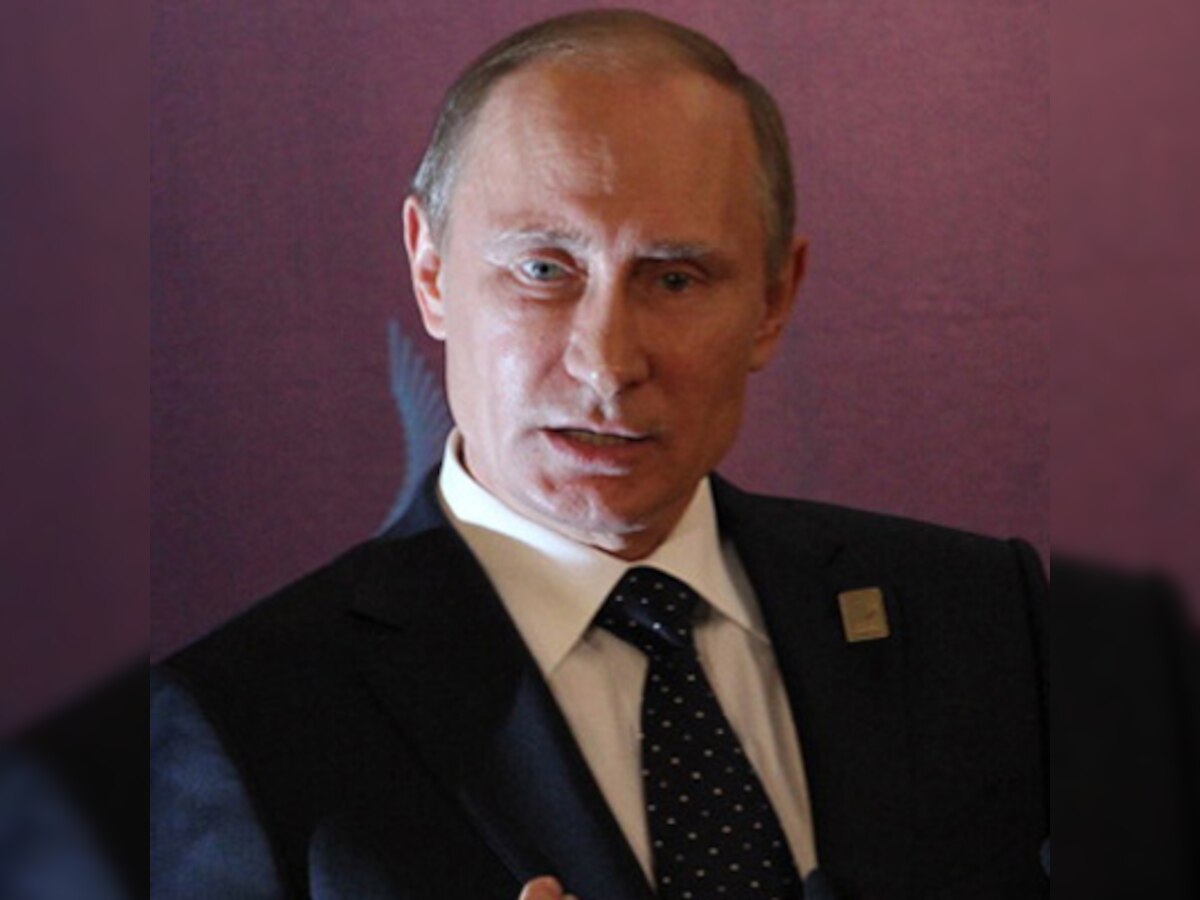 Vladimir Putin tells Russian secret service to prevent West from using anti-Kremlin groups