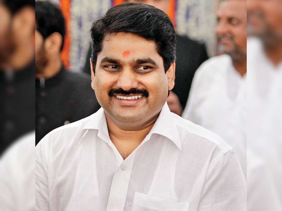 Minister of State for Home Satej Patil enters Limca Book of Records