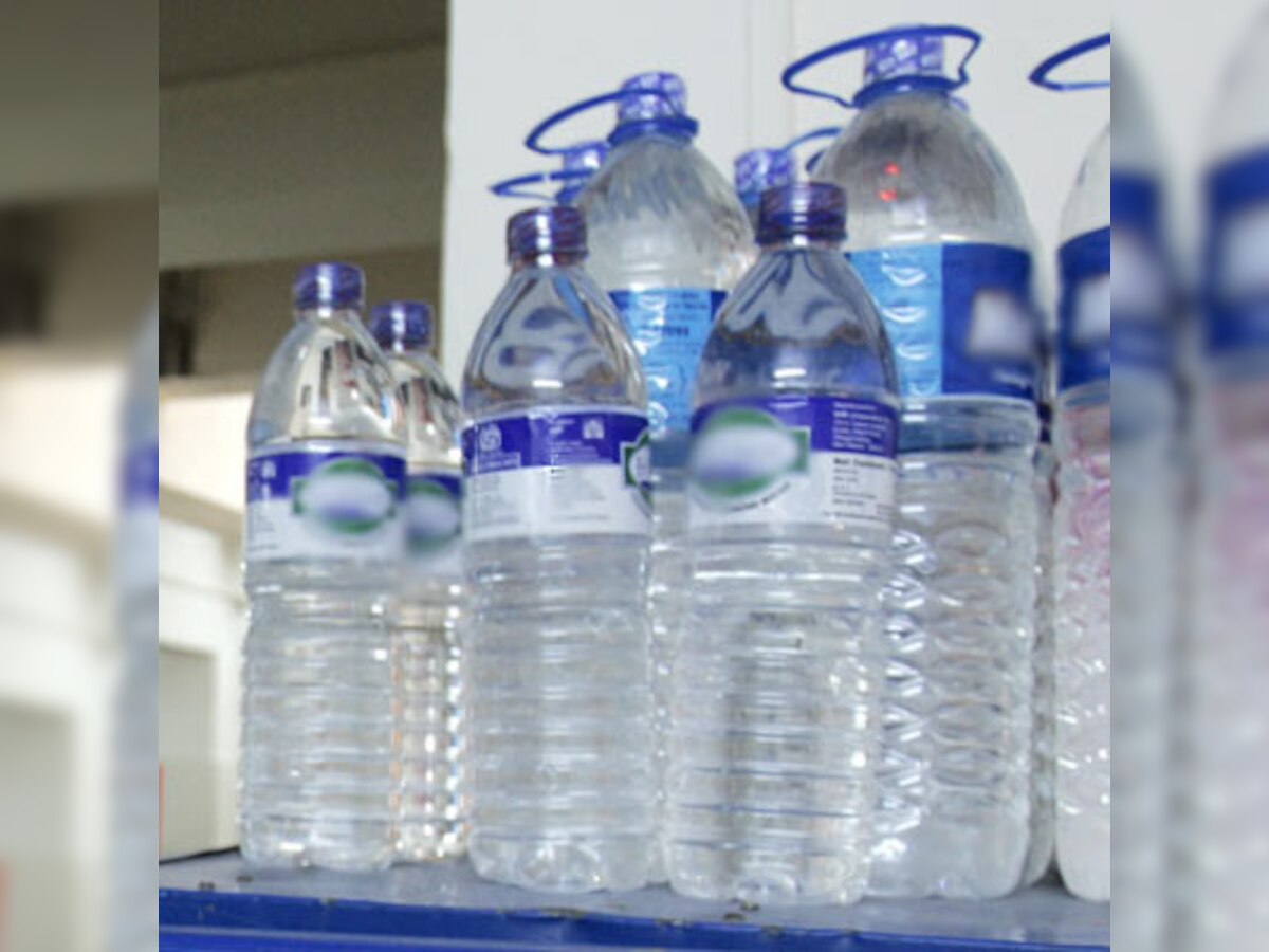 Shirur businessman encourages locals to vote by offering free bottled water