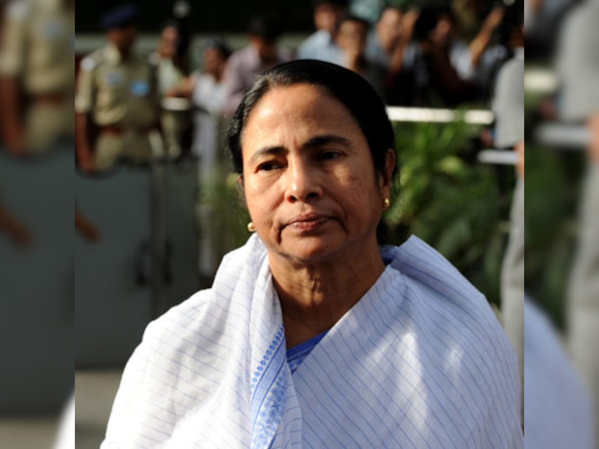 Saradha scam emerges as major issue for Mamata Banerjee in West Bengal elections