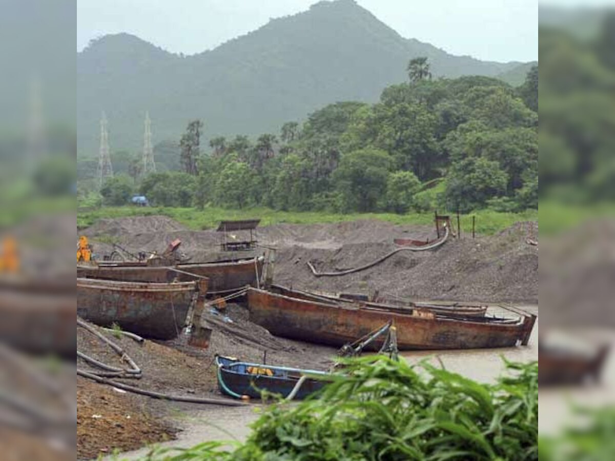 In-stream sand mining, mining with machines banned at 18 sites in Tamil Nadu