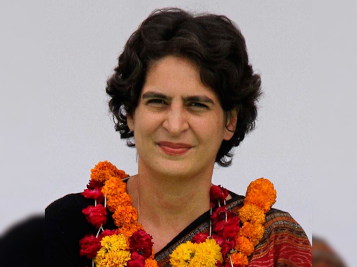 Priyanka Gandhi Vadra breaks away from SPG security cordon 