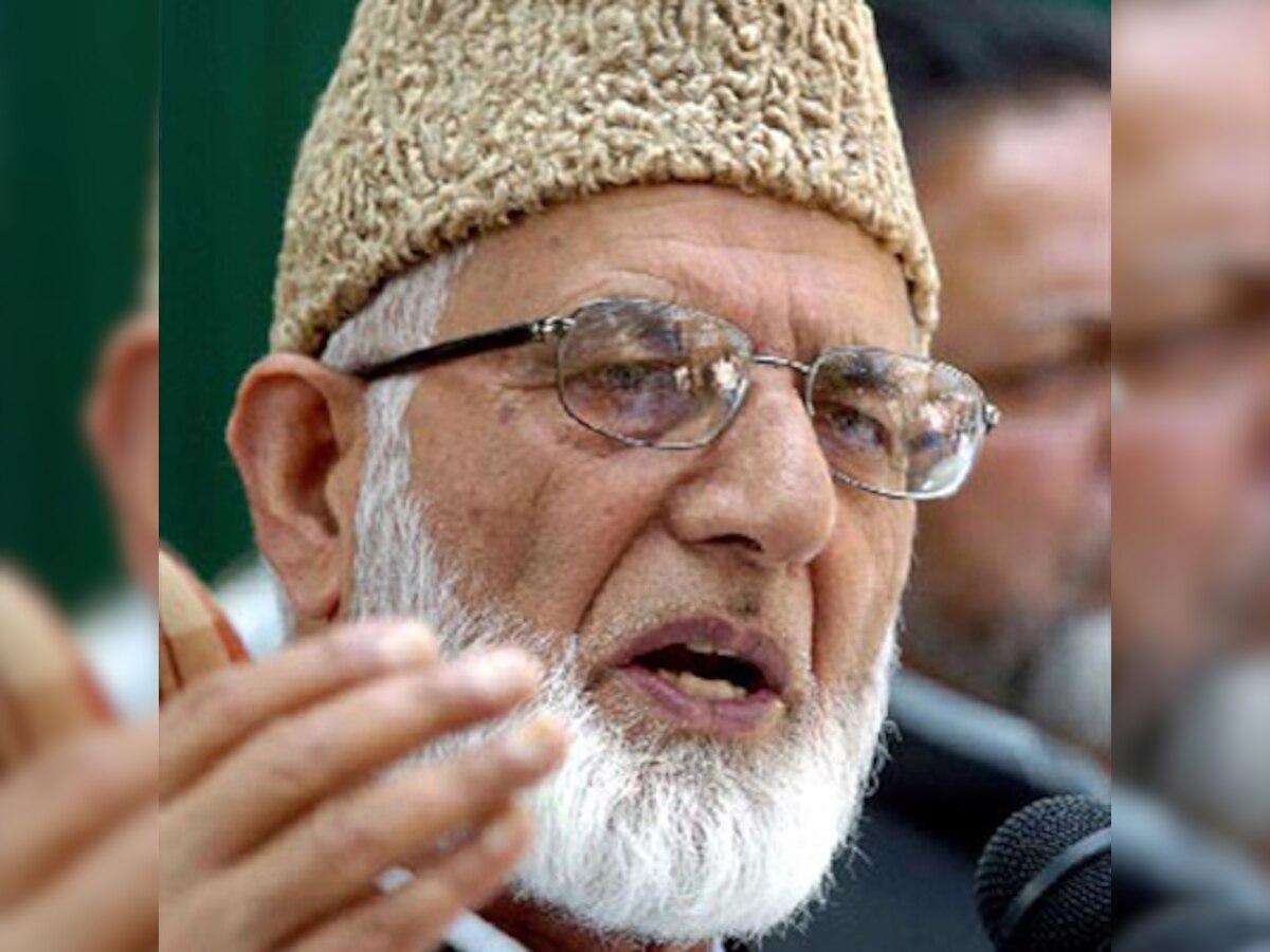 Voters targeted in Jammu & Kashmir; Syed Ali Geelani appeals for calm