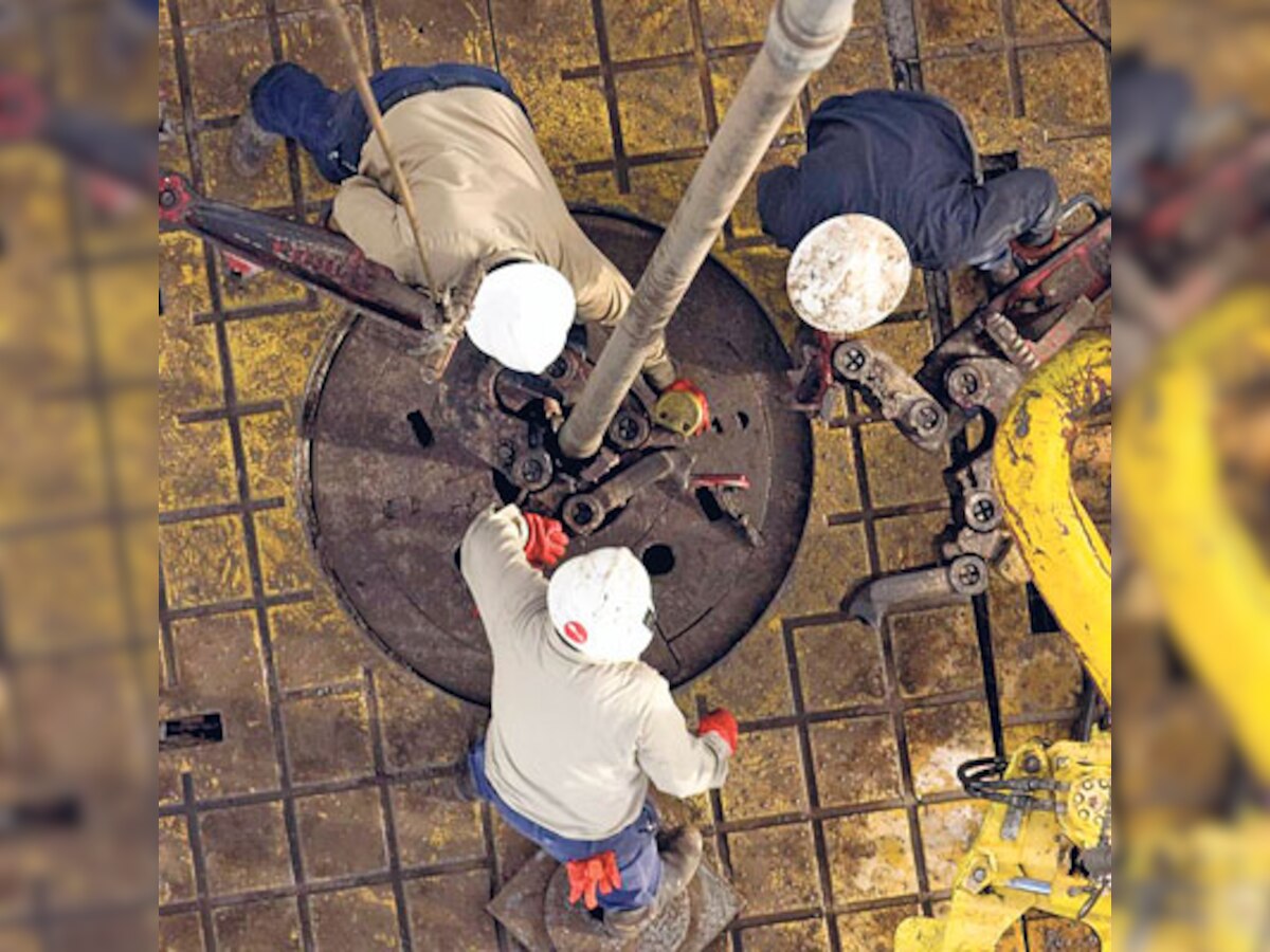 Oil stocks on fire, pull Sensex to a new high