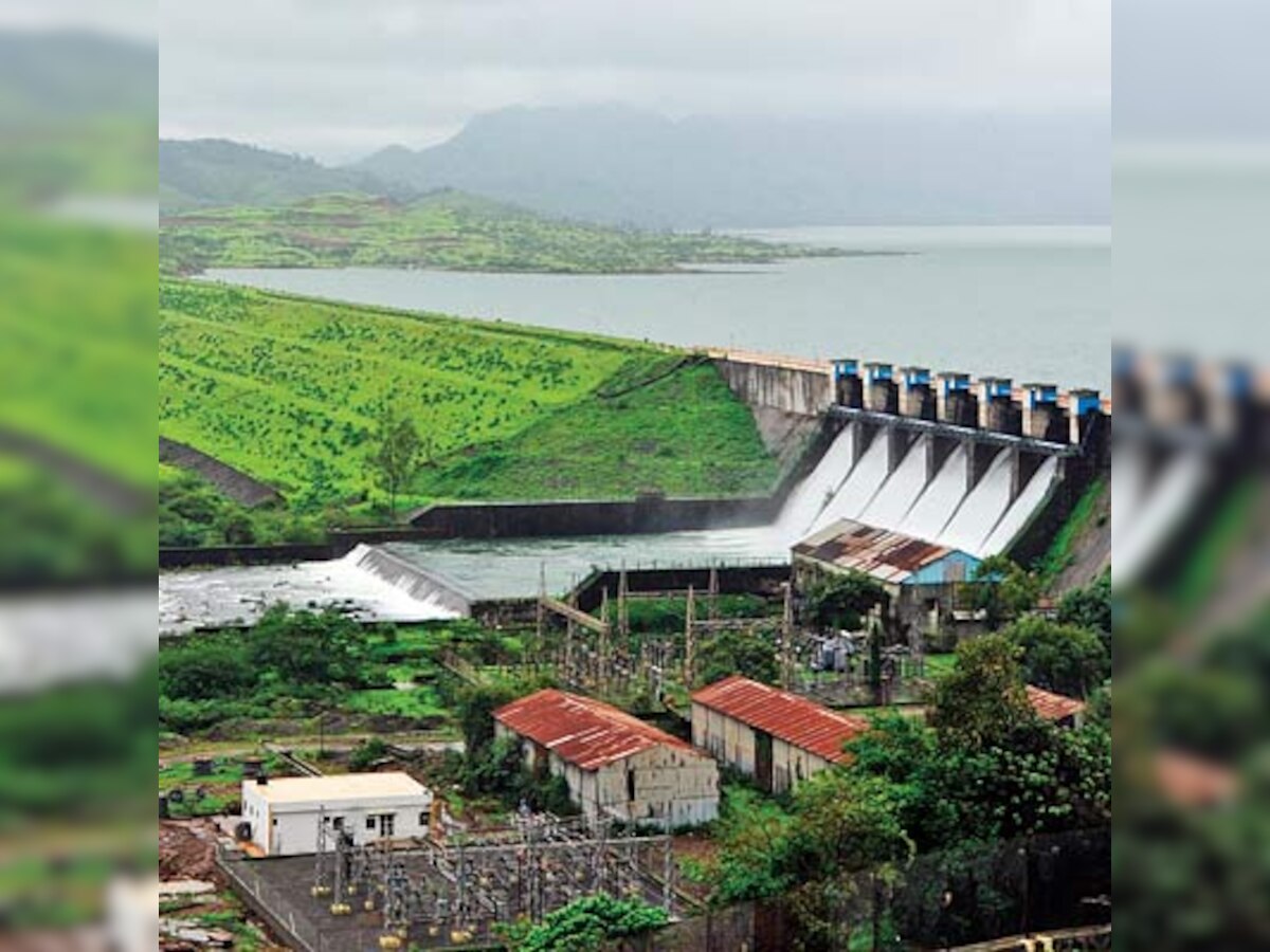 Dry dams lead to power cut in Pune
